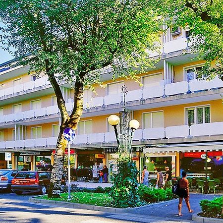 Residence Bussola Bibione Eksteriør billede